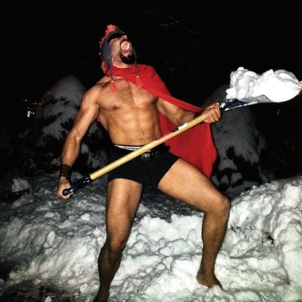this-is-how-we-shovel-snow-in-sparrrataaaaaaa--76999.jpg