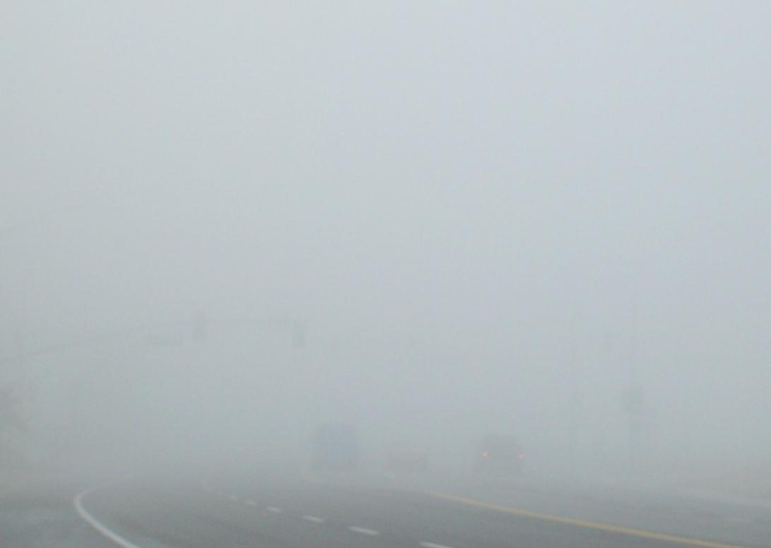 Dense_Tule_fog_in_Bakersfield%2C_California.jpg