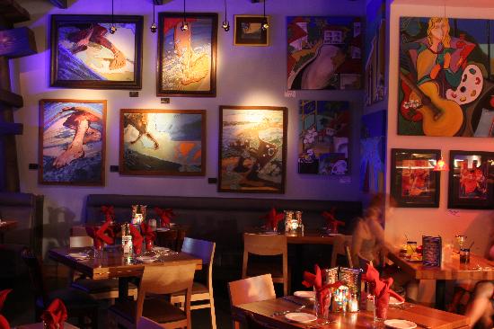 cozy-dining-room.jpg