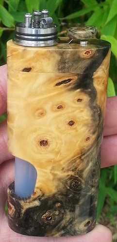 27295046660_7c29fc672e.jpg