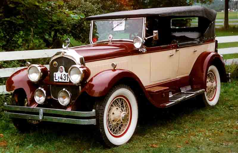 Chrysler_Imperial_E80_Touring_1926.jpg