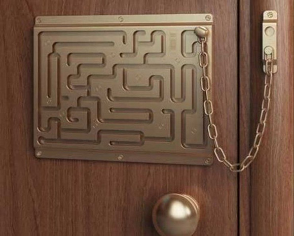 chain-lock-maze.jpg
