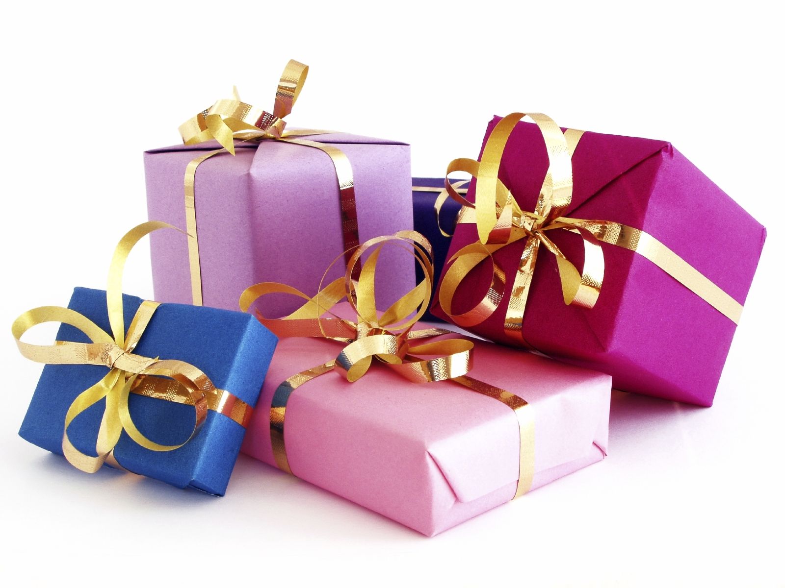 Christmas_Gifts.jpg