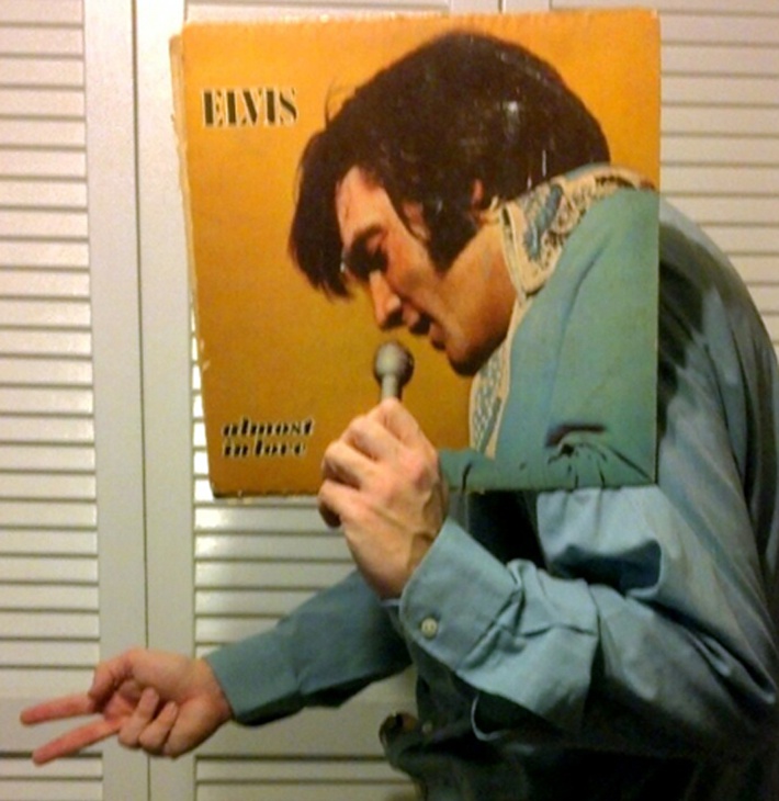 album-fun_elvis_1.jpg