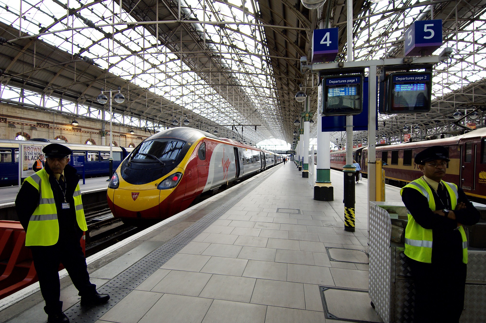 VirginTrainLg.jpg