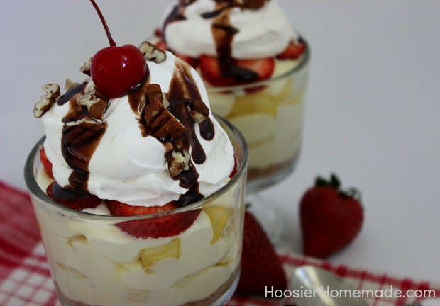 Banana-Split-Dessert.3.jpg