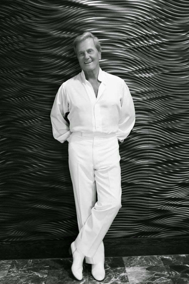 Pat_Boone_7909.jpg