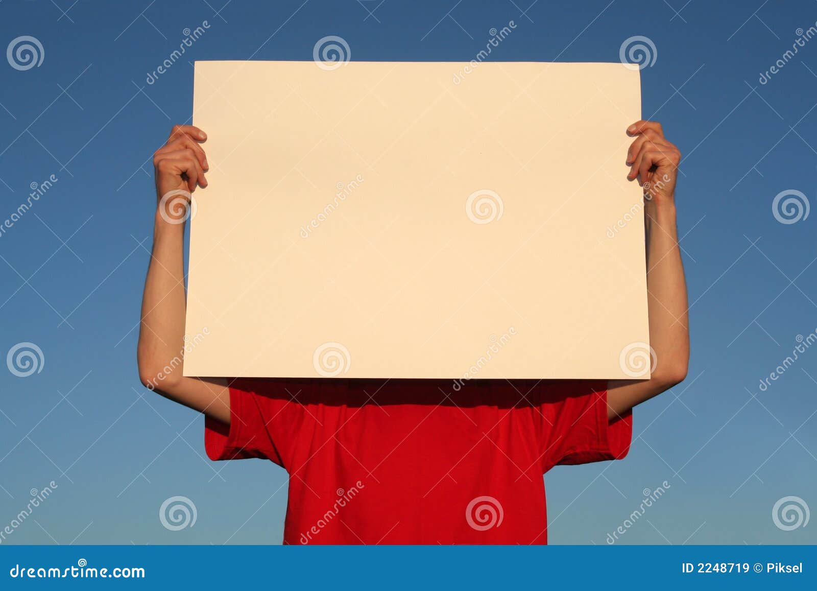 man-holding-blank-poster-board-2248719.jpg