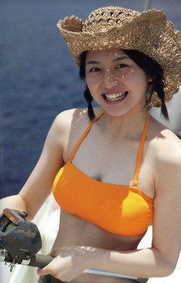 G76276_b.jpg