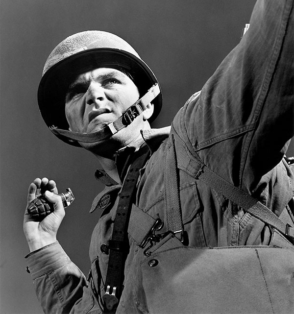 A_package_for_Hitler_196462_edit.jpg