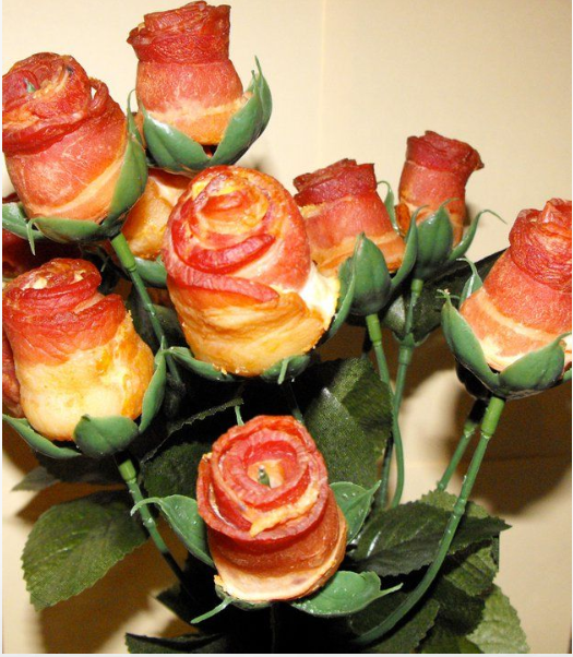 bacon-rose.png