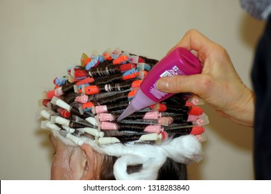 permanent-wave-curler-hairdresser-260nw-1318283840.jpg