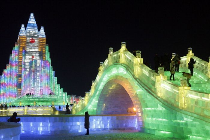 snow_festival_21.jpg