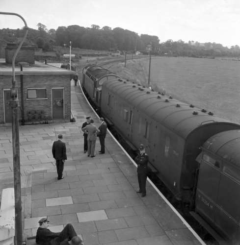 great-train-robbery-carriage-489x500.jpg