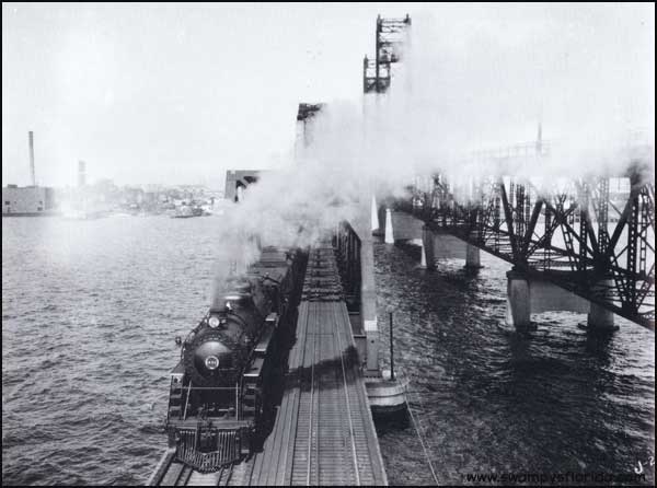 2013-0607-Train-Jacksonville.jpg