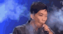 tenor.gif