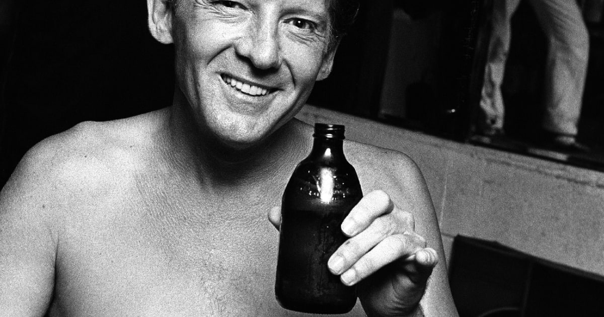 rs-129569-jerryleelewis-1800-1393444678.jpg