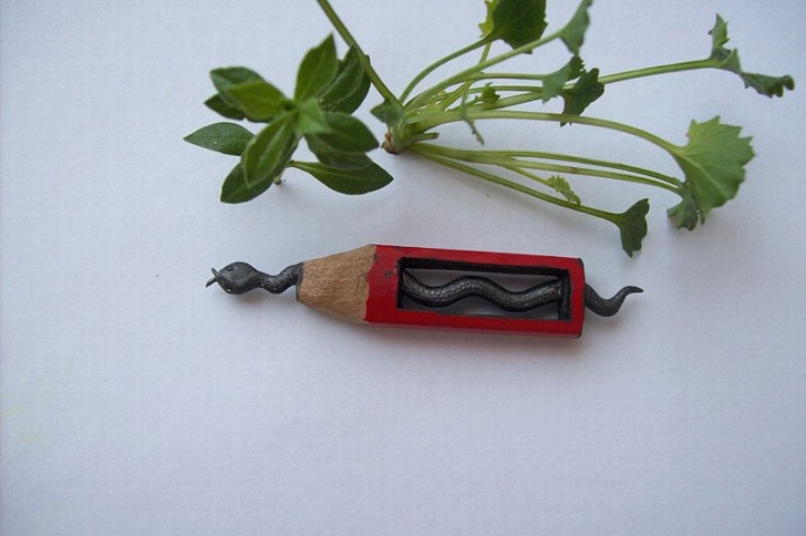 pencil_carving_by_cerkahegyzo-2.jpg
