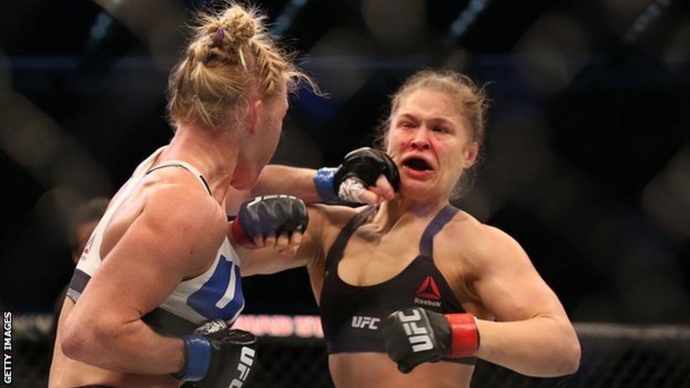_86695664_rondarousey.jpg