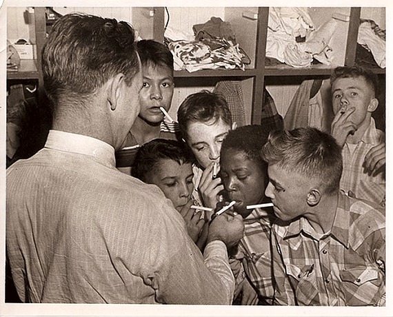 old-time-kids-smoking.jpg
