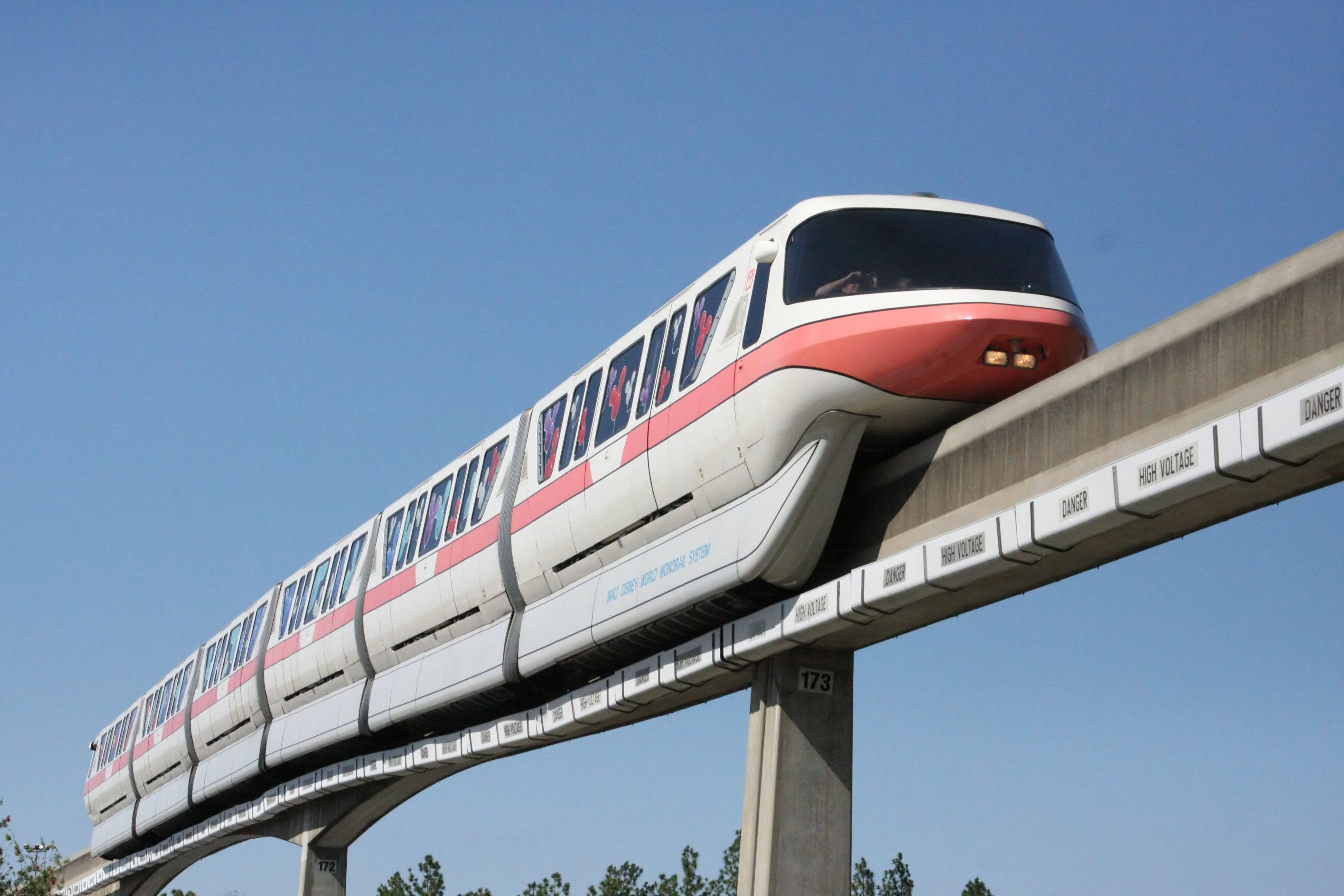 Mumbai_Monorail1.jpg