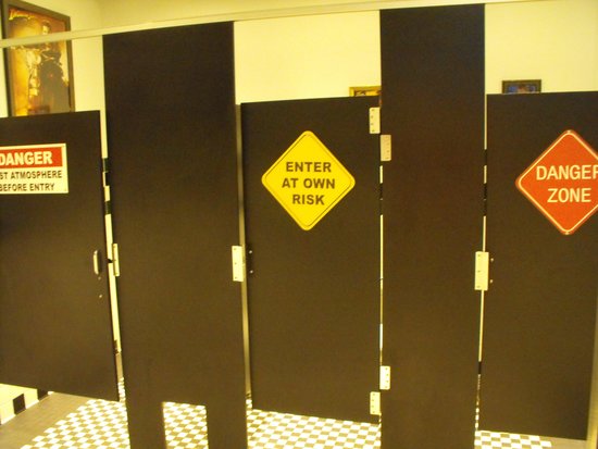 funny-restroom-signs.jpg
