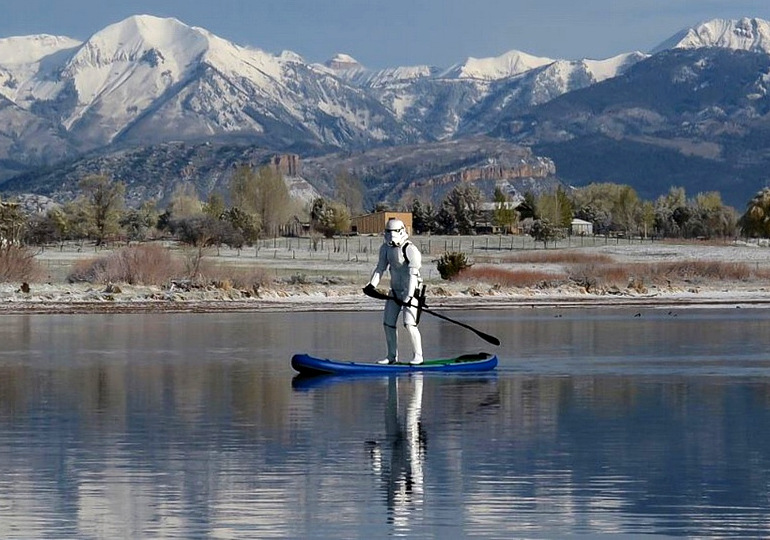 stormtrooper-rowing.jpg