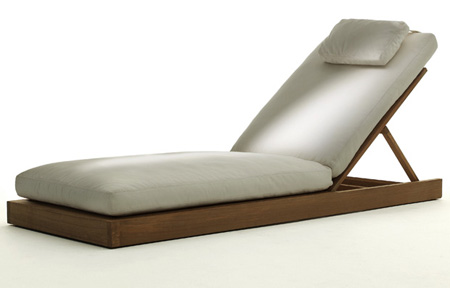 carbon-chaise1.jpg
