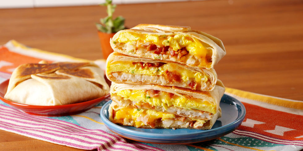 landscape-1492181150-delish-breakfast-crunchwrap-supreme-2.jpg