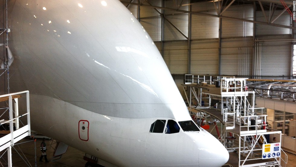 140116121723-airbus-beluga-9-horizontal-large-gallery.jpg