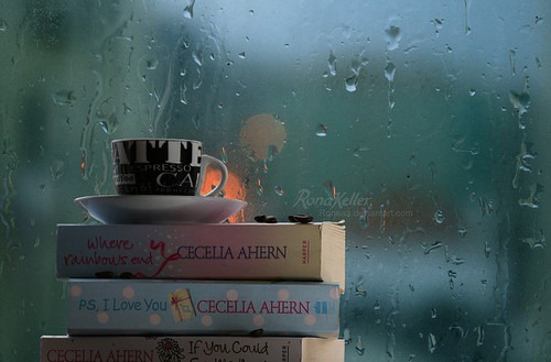 rainy_day__a_cup_of_coffee__good_book__heaven_on_earth.jpg.scaled500%25255B6%25255D.jpg
