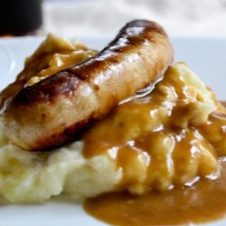 Bangers-mash-with-Guinness-gravy-7-320x320.jpg