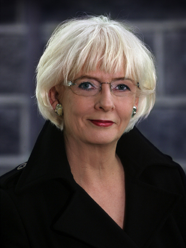 Johanna_sigurdardottir_official_portrait.jpg