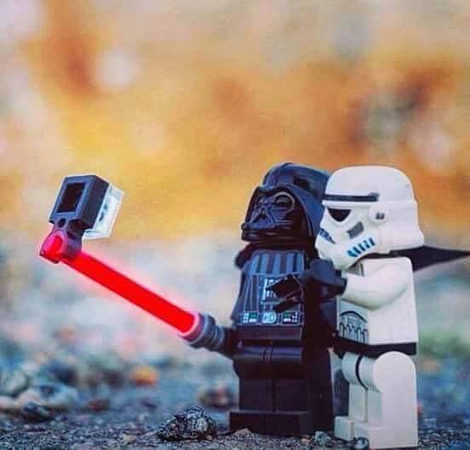 lego-vader-selfie.jpg