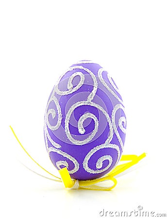 one-purple-easter-egg-thumb12740904.jpg