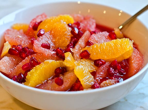 citrus-pomegranate-fruit-salad1-575x430.jpg