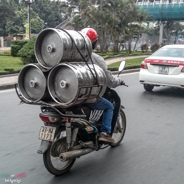 Beer-Kegs-on-a-Motorbike-in-Vietnam-610x610.jpg