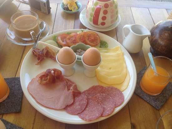 german-breakfast-for.jpg