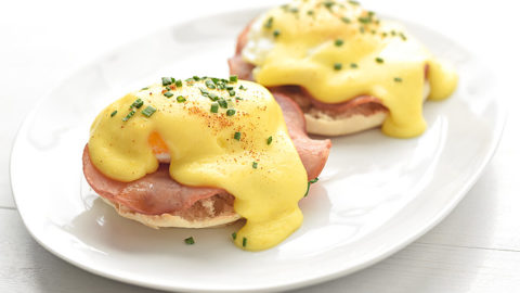 eggs-benedict-1-480x270.jpg