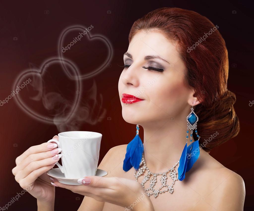 depositphotos_47932217-stock-photo-beautiful-lady-drinking-coffee.jpg