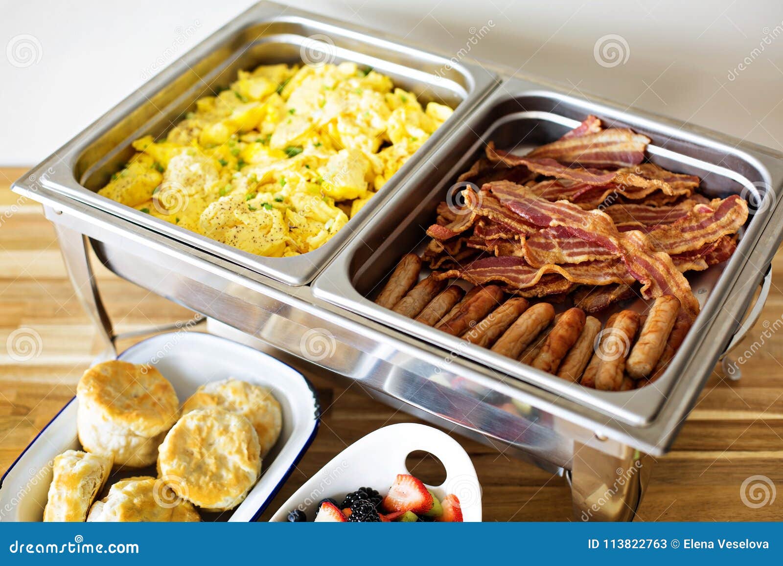 breakfast-buffet-scrambled-eggs-bacon-breakfast-buffet-scrambled-eggs-sausage-bacon-113822763.jpg