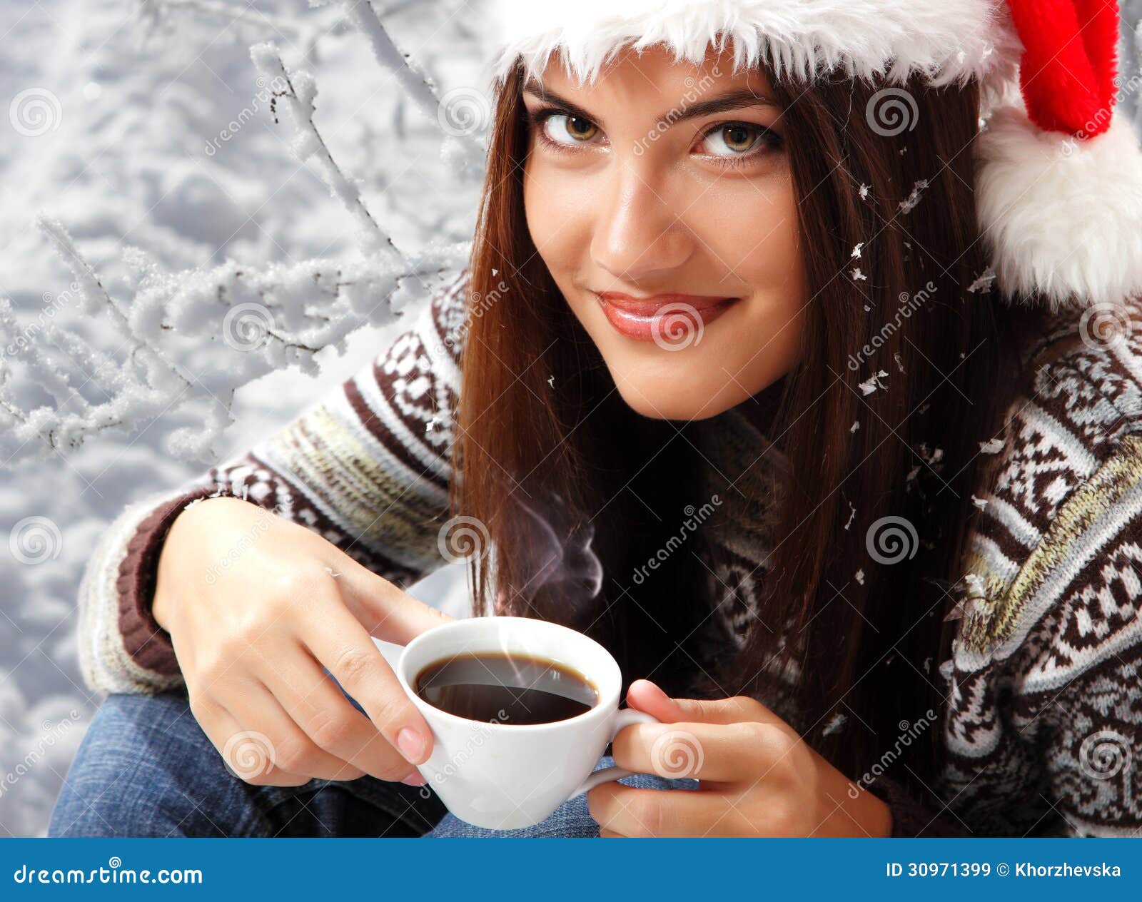 teen-girl-attractive-drinking-coffee-portrait-over-winter-nature-background-30971399.jpg