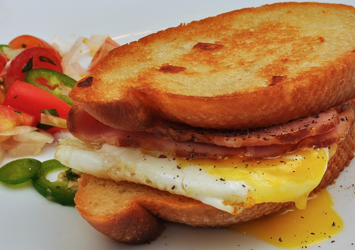1200px-Breakfast_sandwich.jpg