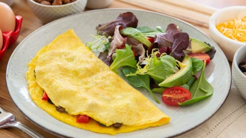 How-to-Make-an-Omelette-Fifteen-Spatulas-9-480x270.jpg